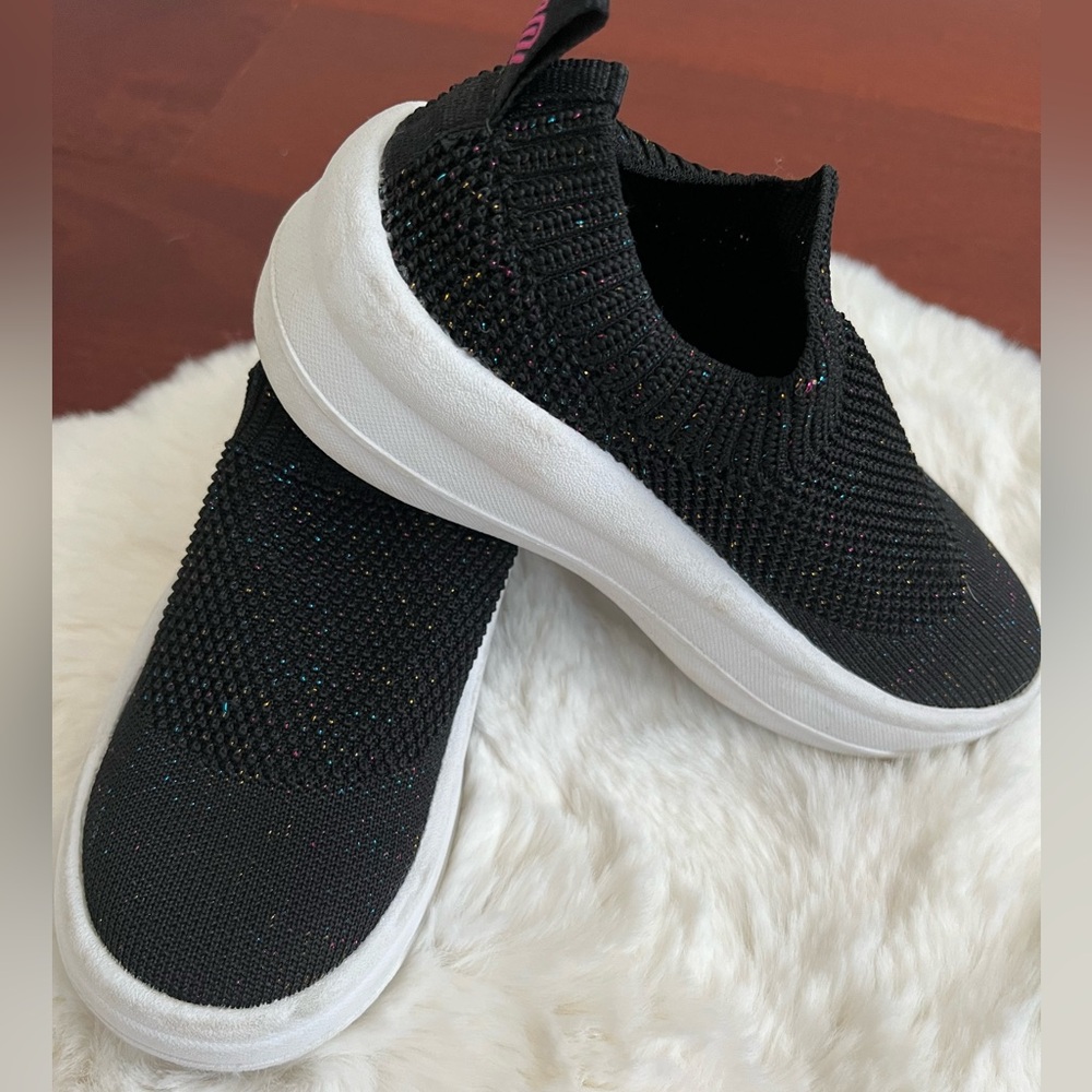Girls sneakers size 12